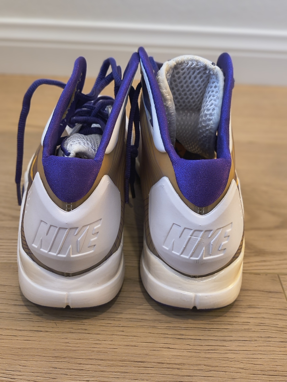 Kobe Hyperdunk - Home - Picture 4 of 10